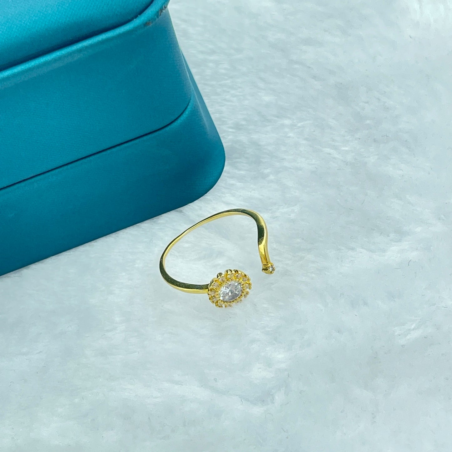 A Classic 18K Simple Line Opening Ring with European and American Brass Electroplating Is a Bestseller