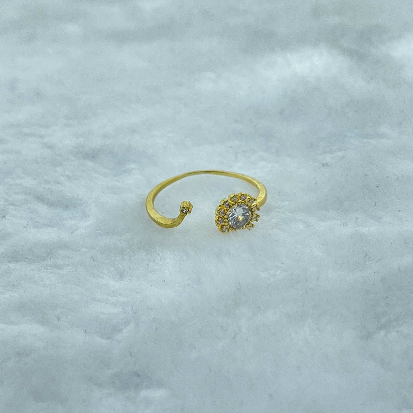 A Classic 18K Simple Line Opening Ring with European and American Brass Electroplating Is a Bestseller